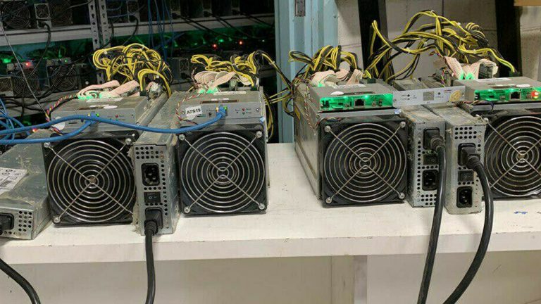 45 Older-Generation Bitcoin Miners Are Unprofitable After the Reward Halving