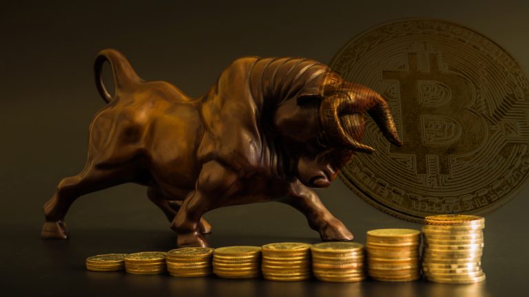 Market Outlook: BTC Trend Targets $15K, Bitcoin Bull Raoul Pal ‘Irresponsibly Long’